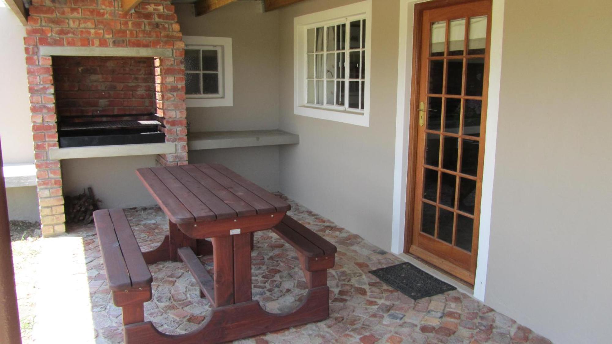 Seven Oaks Vineyard Cottages Wolseley Room photo