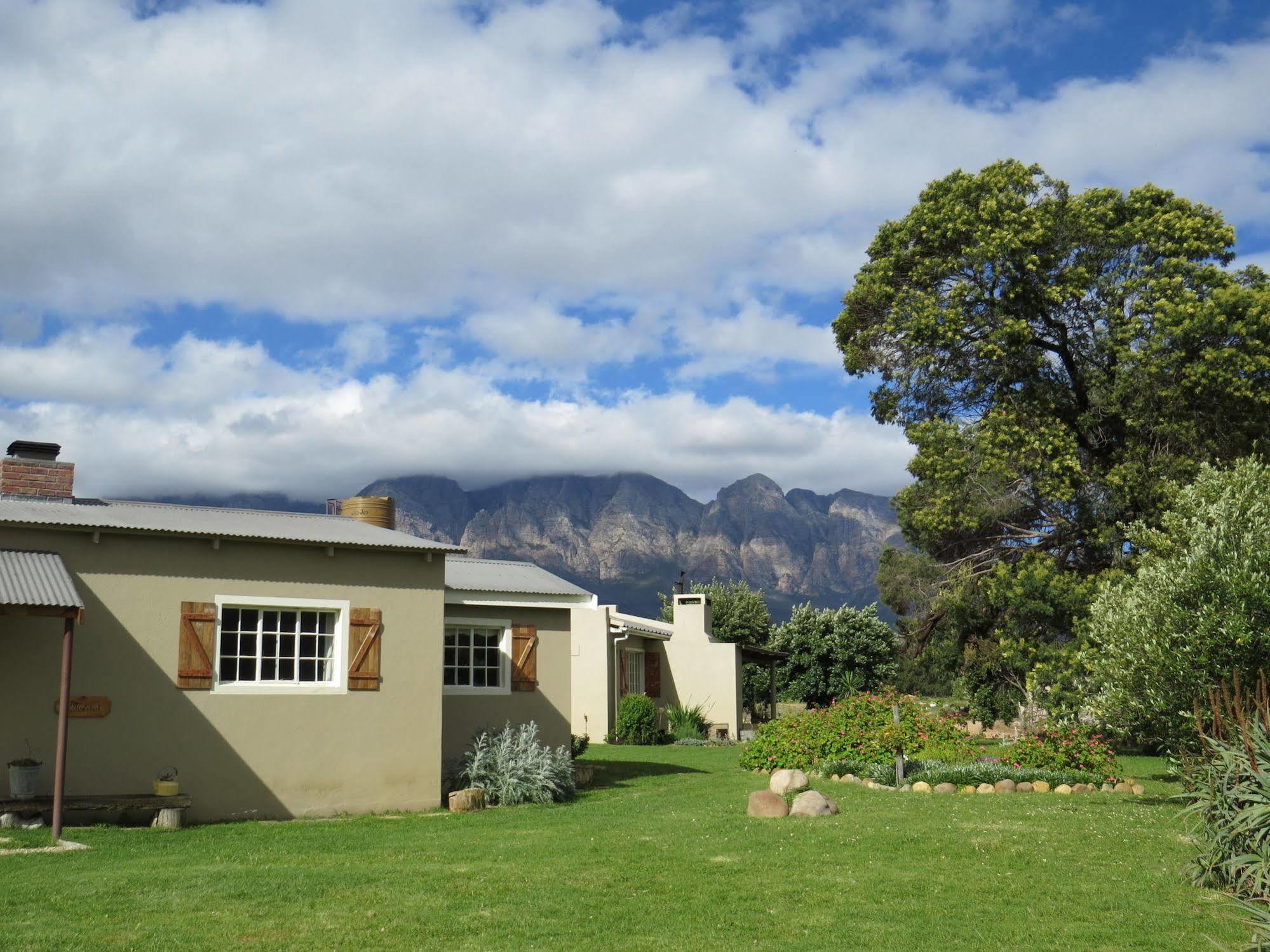 Seven Oaks Vineyard Cottages Wolseley Exterior photo